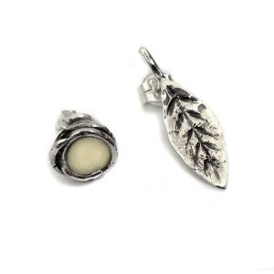 Aretes "Hojas de vida" con leche materna