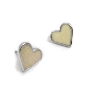 Aretes "Corazón" con leche materna
